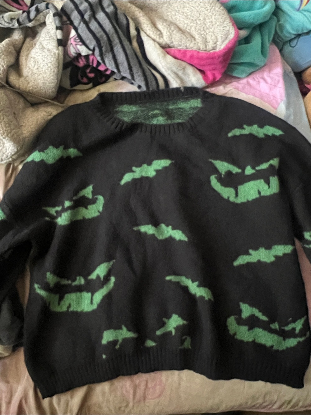 SHEIN Black Crewneck Sweater with Green Bat Motif